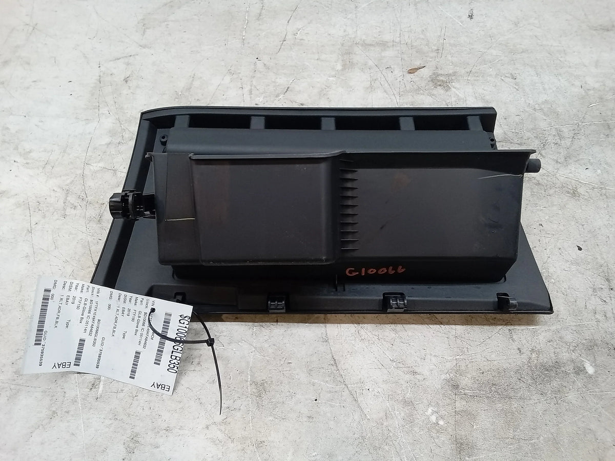 Pre-Owned 19 Ford F150 Glove Box  (Good)