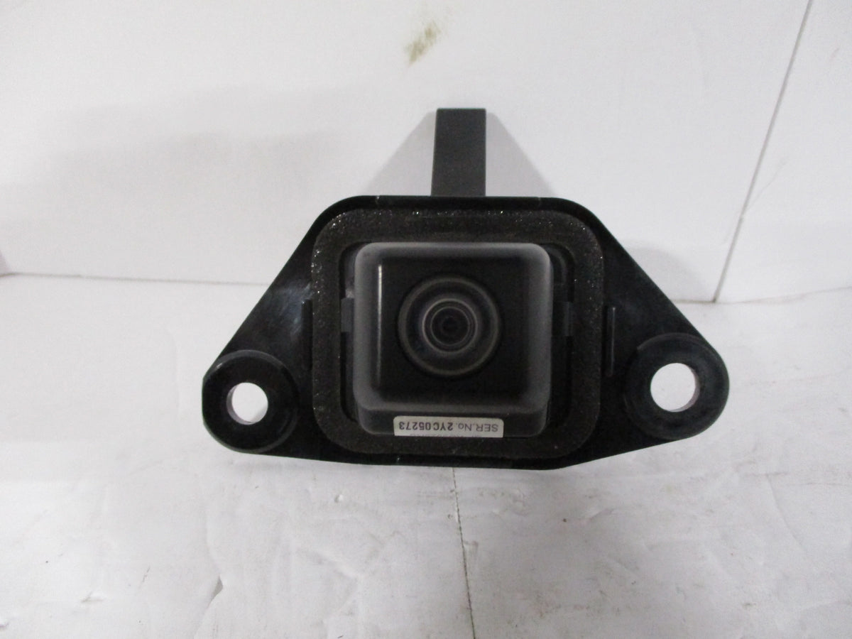 Pre-Owned 09 10 11 12 13 Toyota Highlander Rear View Backup Camera Liftgate Mounted  (Good)
