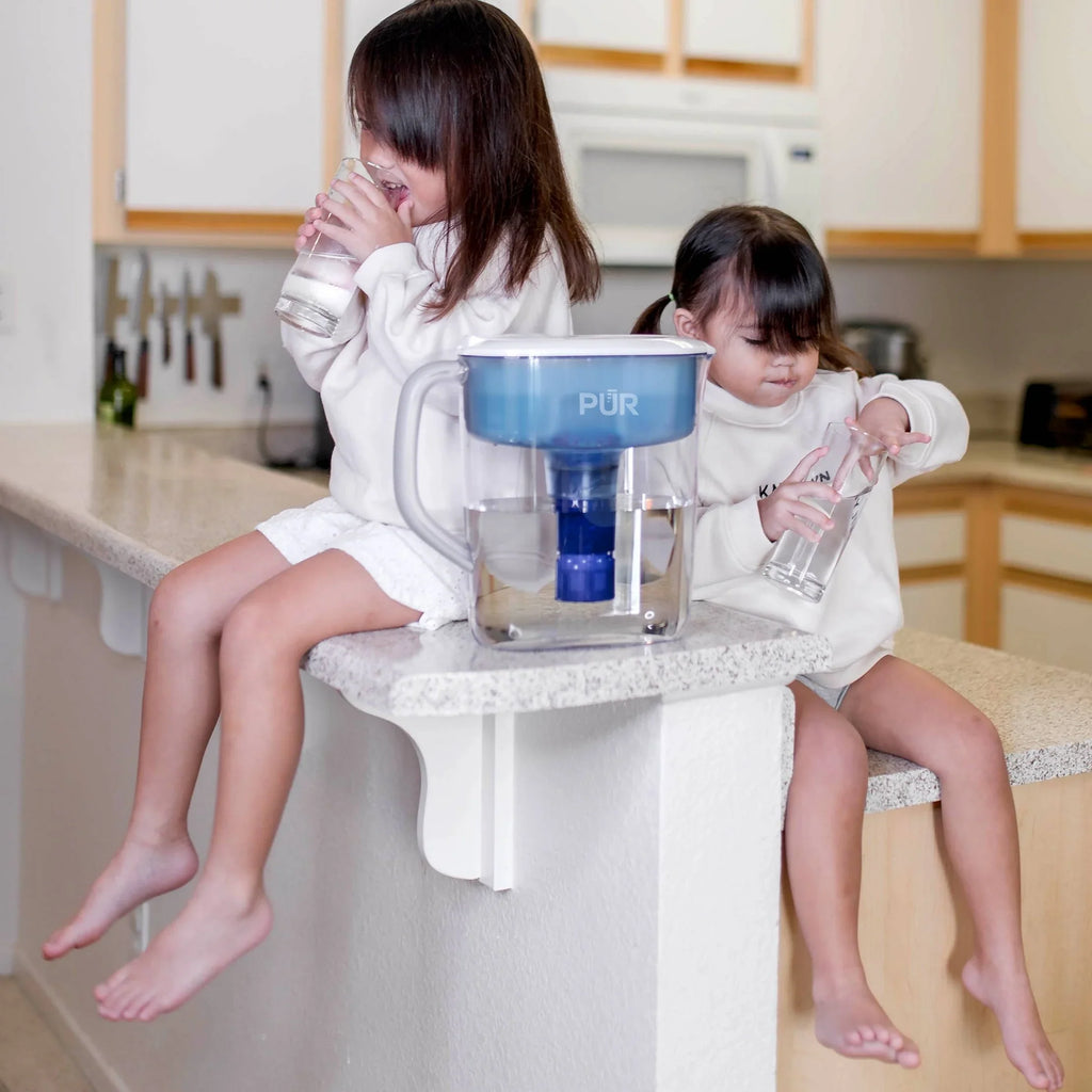 11 Cup Water Pitcher Filtration System White/Blue PPT110WA