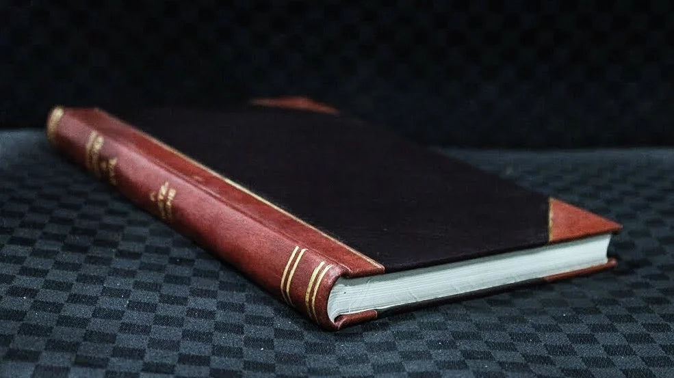 Report on drainage and prevention of overflow in the valley of the Red River of the North / by P.T. Simons and Forest V. King. Volume 1017(1922) (1922) [Leatherbound]
