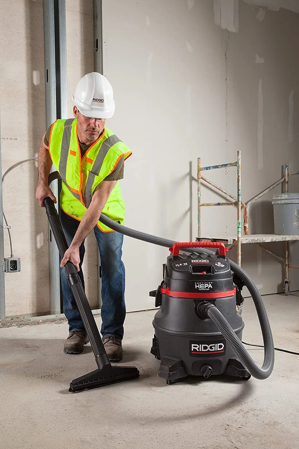 50368 RV2400HF Wet Dry Vacuum, 14-Gallon Shop Vacuum with Certified  Filtration, 2-Stage 11.5A Motor, Casters, Pro Hose, Drain, Blower Port