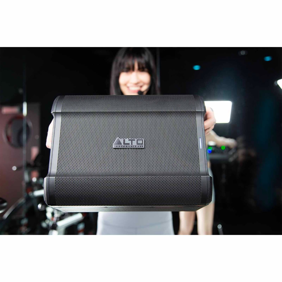 Alto Professional  200W Premium Battery Powered Portable  with Protective Case Package