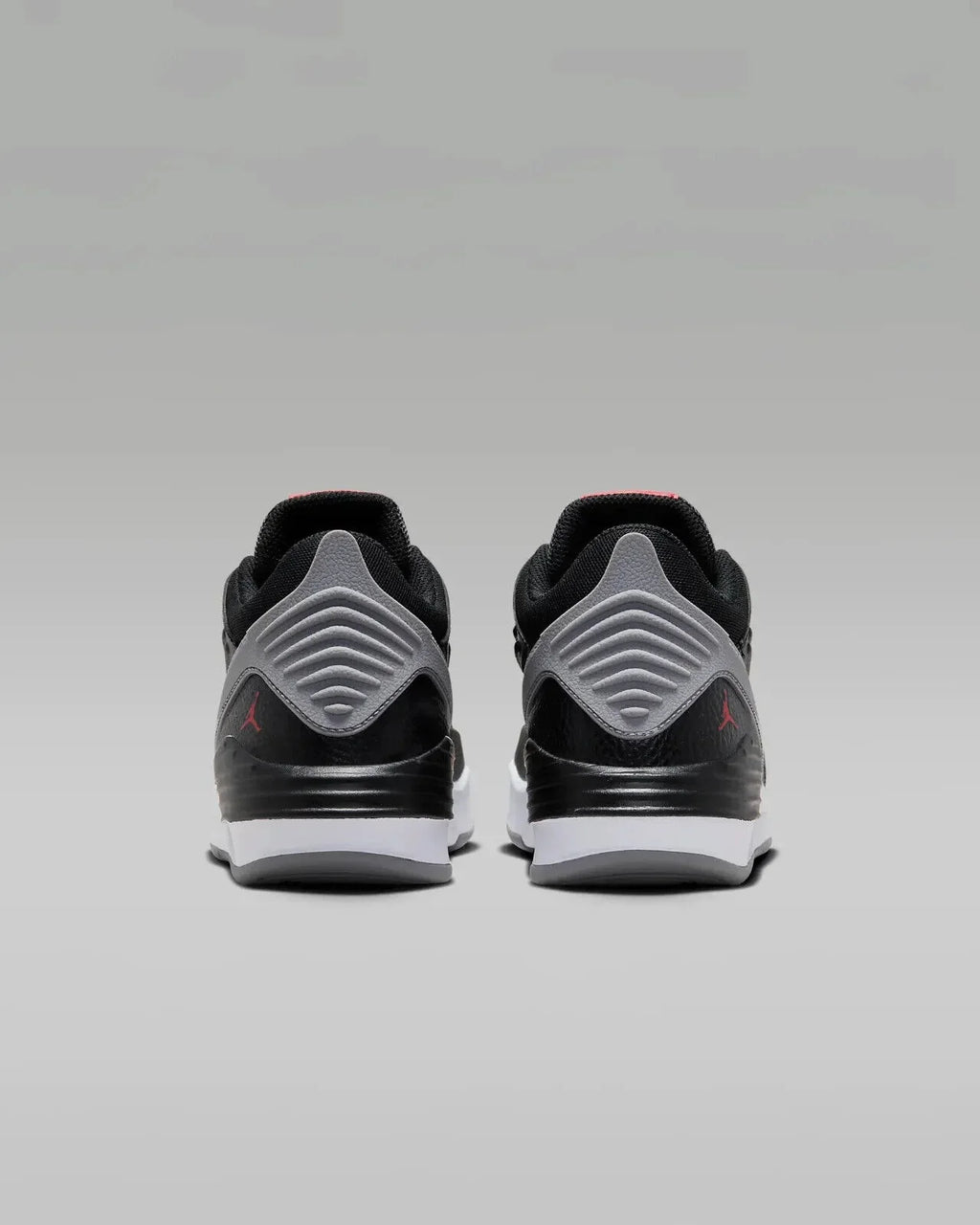 Air Jordan Max Aura 5 DZ4352-061 Older Kids Black/White Basketball Shoes NR4814 (5Y)