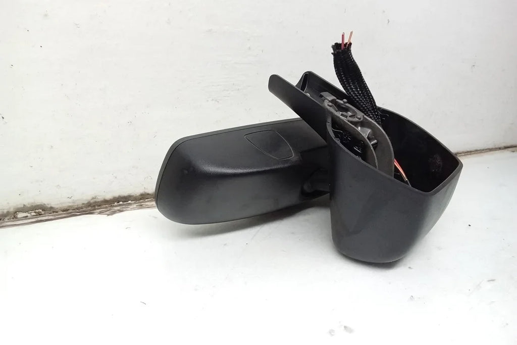 Pre-Owned 17 2017 Dodge Ram 1500 Interior Rear View Mirror  (Good)